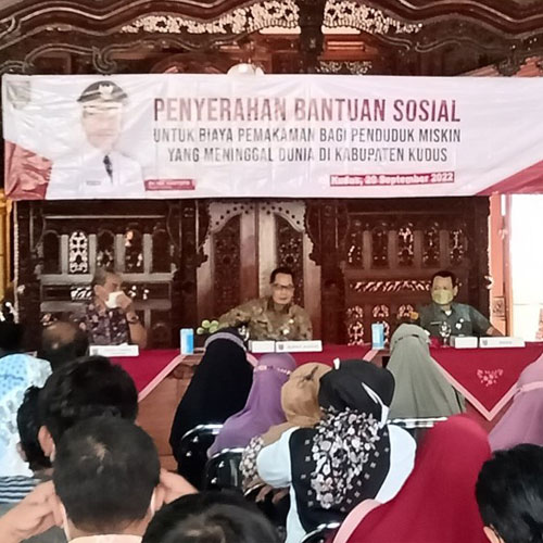 Penyerahan Bantuan Sosial